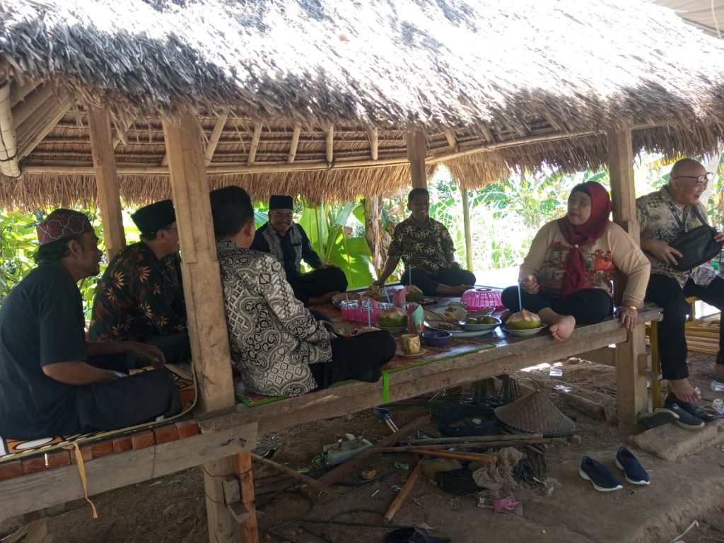 Kunjungan Ibu Wakil Bupati ke Dusun Lingkok Joet Desa Cendi&nbsp;Manik